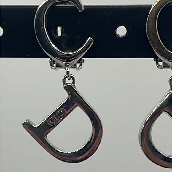Christian Dior Clip On Earrings - Picture 11 of 11